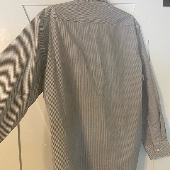 Las Olas Gray Striped Woman’s Shirt with Penguin Embroidery Medium - Picture 4 of 5